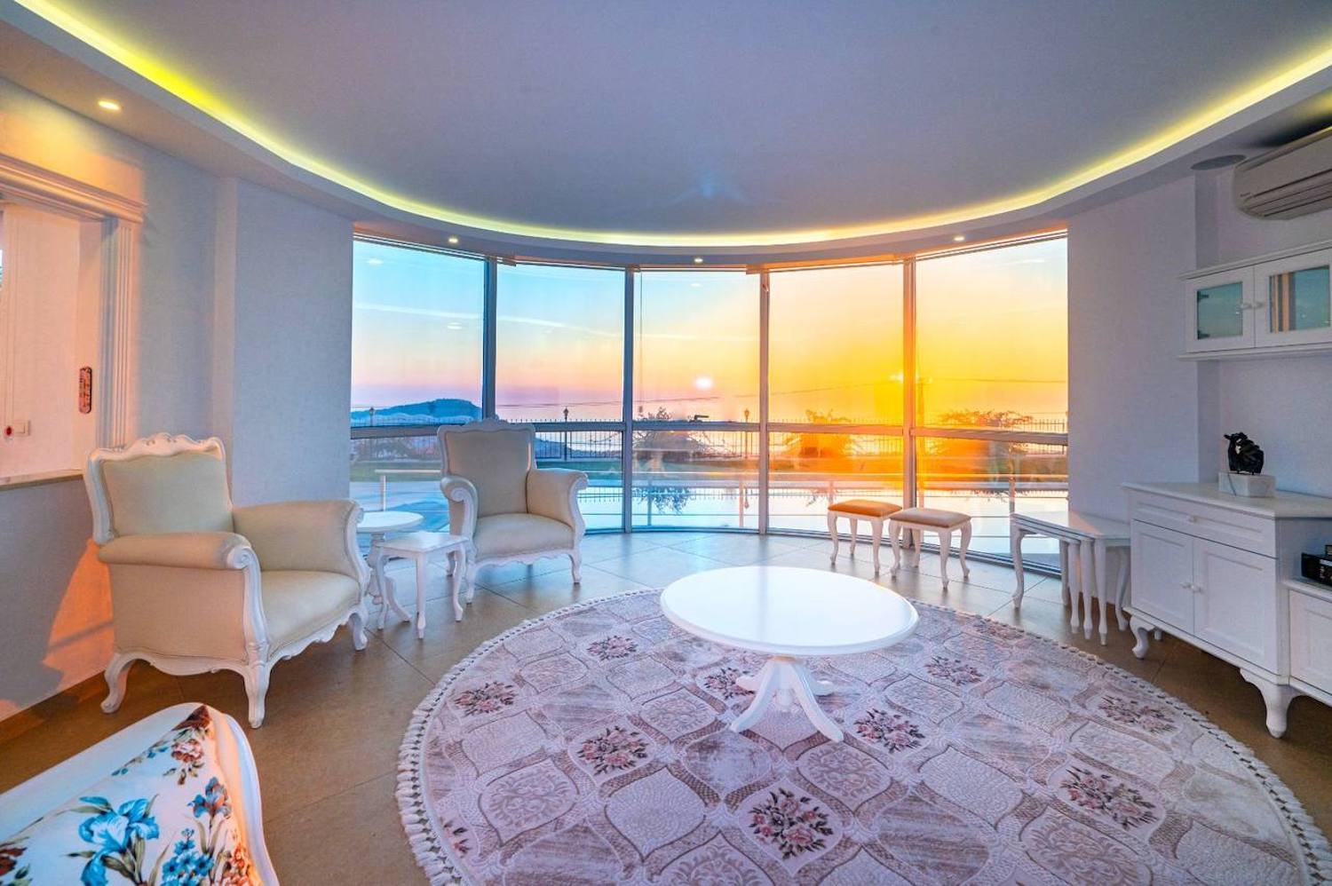 Villa 5+1 in Alanya, Turkey No. 24129