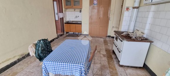 7 rooms House in San Francesco al Campo, Italy No. 74897 7