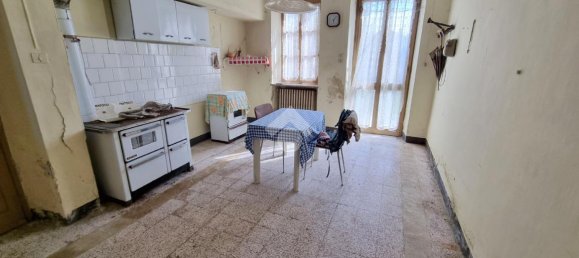 7 rooms House in San Francesco al Campo, Italy No. 74897 8