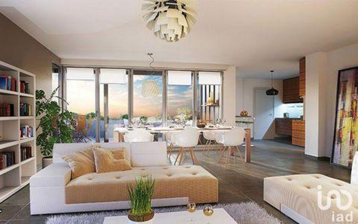 Кондоминиум  с 3 спальнями в Шильтигхайм, Франция № 30521