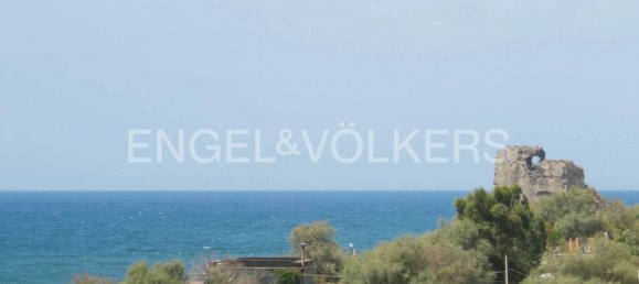 4 bedrooms Villa in Torre del Greco, Italy No. 188673 4