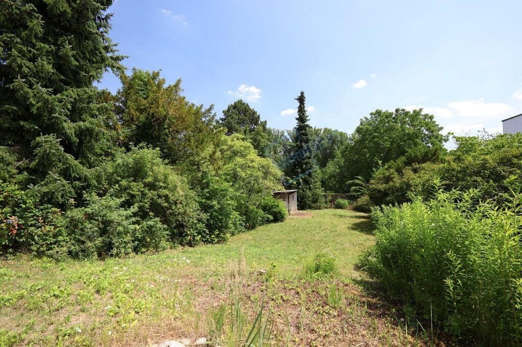 Земельный участок 1552м² в Дармштадт-Дибург, Германия № 305733