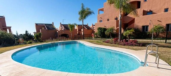 Dúplex de 2 dormitorios en Marbella, Spain No. 134291 2