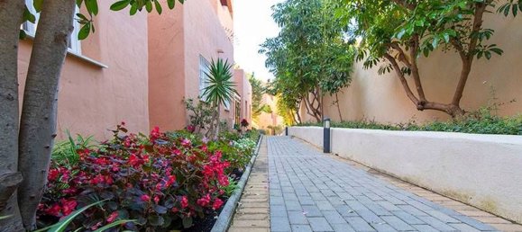 Dúplex de 2 dormitorios en Marbella, Spain No. 134291 4