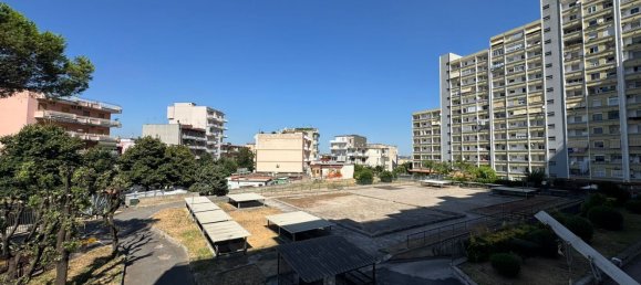 4 bedrooms Apartment in Naples, Italy No. 375836 10