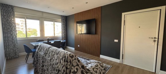 4 bedrooms Apartment in Naples, Italy No. 375836 5