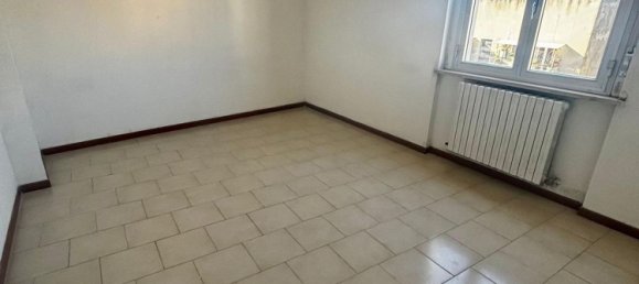3 rooms Apartment in Pescara, Italy No. 157808 11