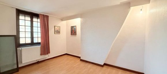 5 bedrooms House in Calais, France No. 310717 5