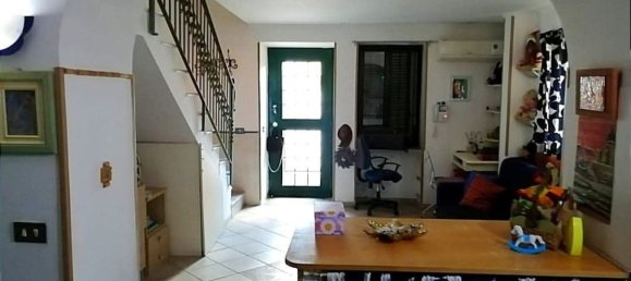 3 bedrooms Apartment in Naples, Italy No. 313996 3