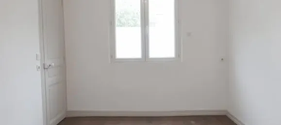 Gewerbliche Immobilie in Reims, France 68m², Nr. 224447 3