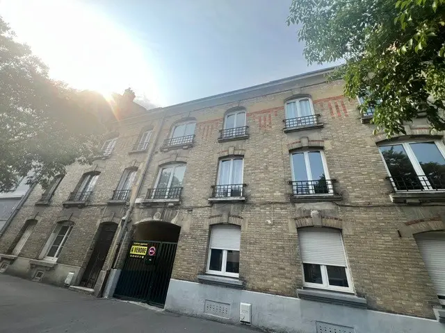 Gewerbliche Immobilie in Reims, France 68m², Nr. 224447
