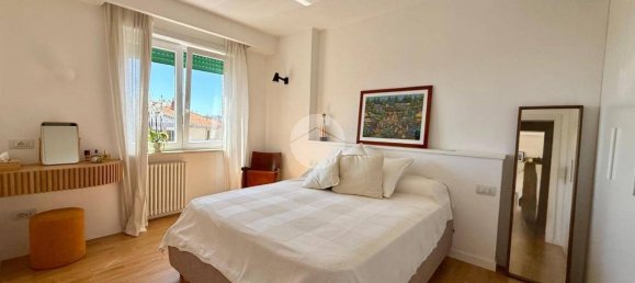 2 Schlafzimmer Wohnung in Naples, Italy, Nr. 273516 14