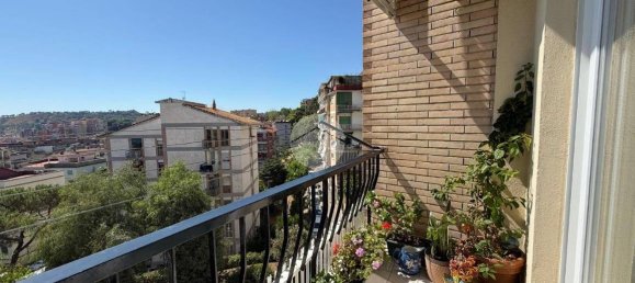 2 Schlafzimmer Wohnung in Naples, Italy, Nr. 273516 12