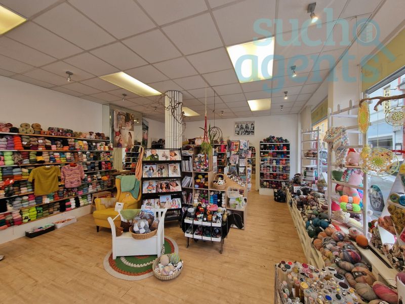 Propiedad comercial de 5 habitaciónes en Volkermarkt, Austria No. 196005