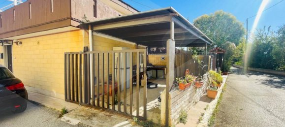 Дом с 3 комнатами в Валенцано, Италия № 32255 8