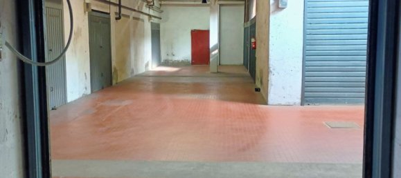 Garaje en Milan, Italy 15 m² No. 240852 9