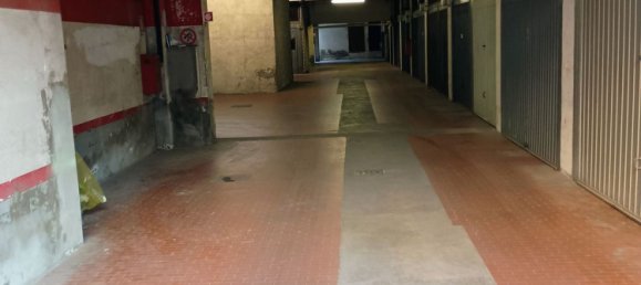 Garaje en Milan, Italy 15 m² No. 240852 3