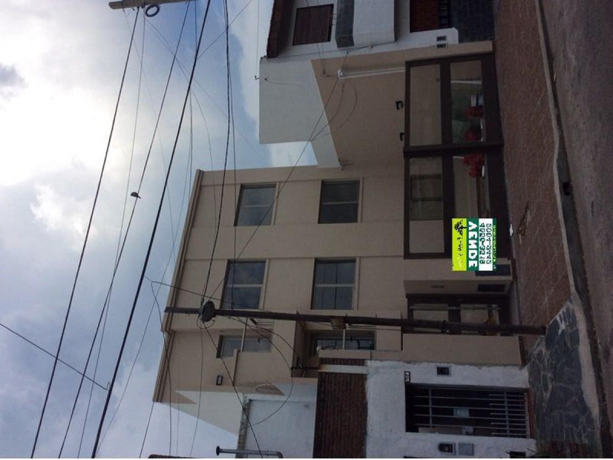 Studio in Bermudez, Argentina, Nr. 8744