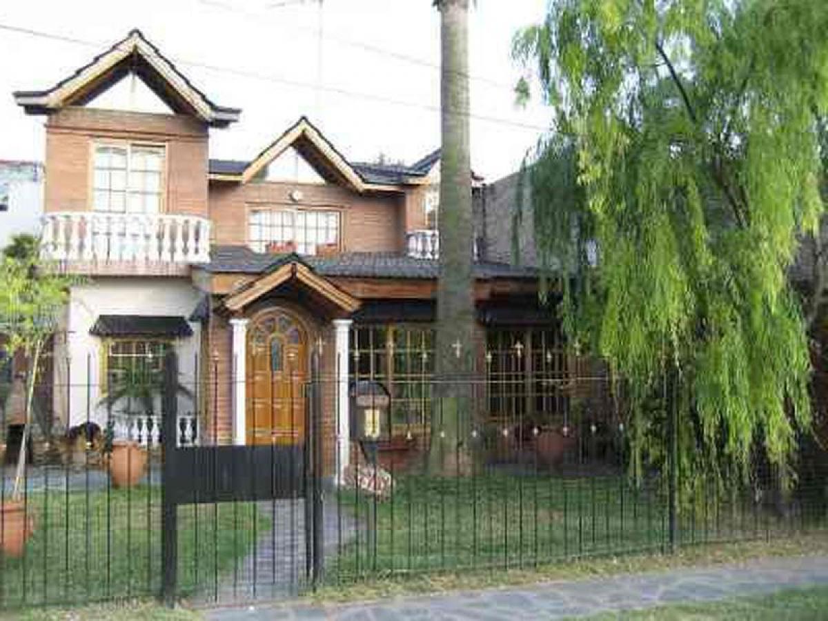 3 bedrooms House in Merlo, Argentina No. 12887