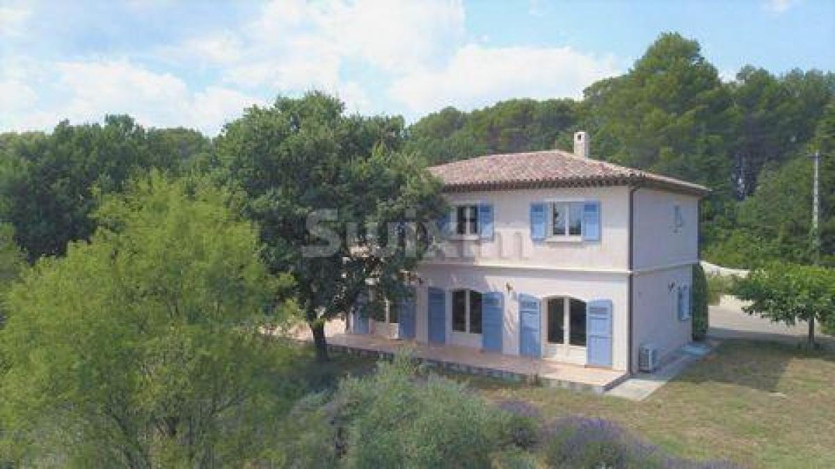 3 bedrooms Shop in Lorgues, France No. 18755