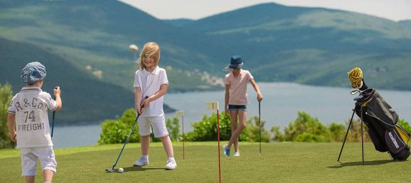 2 bedrooms Apartment in Tivat, Montenegro No. 209 18