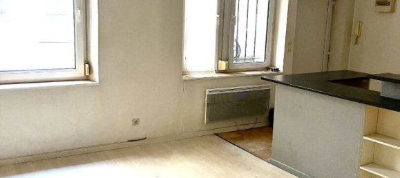 Studio in Nancy, France No. 215718 3