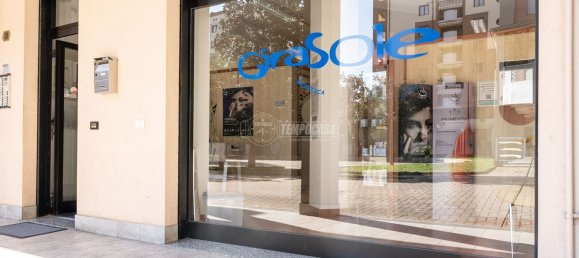 Propriété commerciale à Cormano, Italy 50m² No. 88582 5