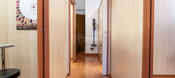 Propriété commerciale à Cormano, Italy 50m² No. 88582 11