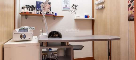 Propriété commerciale à Cormano, Italy 50m² No. 88582 13