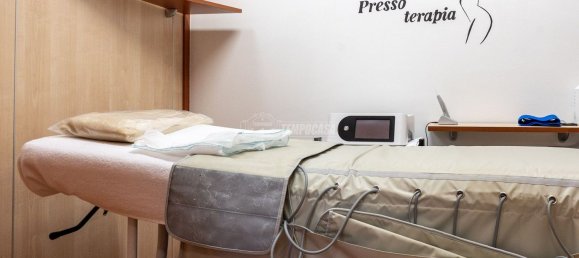 Propriété commerciale à Cormano, Italy 50m² No. 88582 14