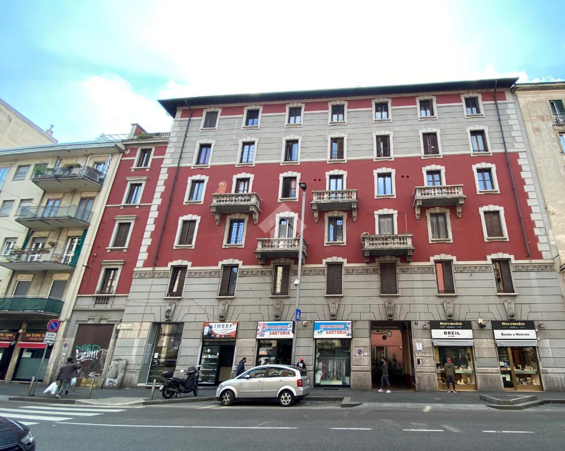 2غرفة شقة في Milan, Italy رقم 246487