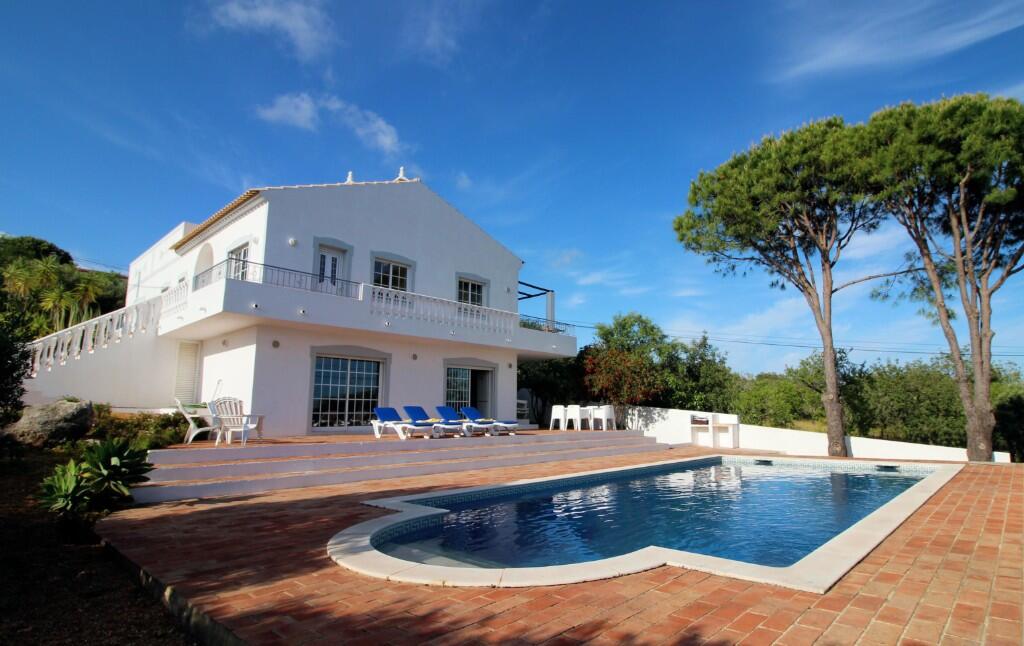4 bedrooms Villa in Sao Bras de Alportel, Portugal No. 236874