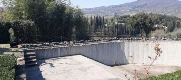 12 rooms House in Rufina, Italy No. 265200 3