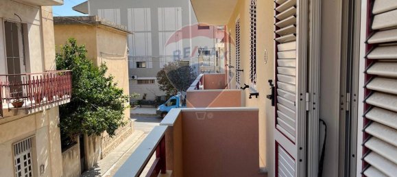 Квартира с 2 спальнями в Испика, Италия № 319017 3