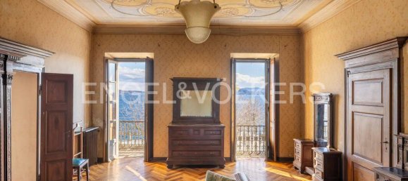 8 غرف نوم فيلا في Belgirate, Italy رقم 128034 11