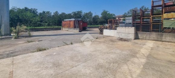 Armazém em Usmate Velate, Italy 685 m² N.º 338376 20