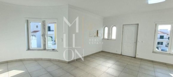 3 bedrooms House in Ericeira, Portugal No. 148600 12