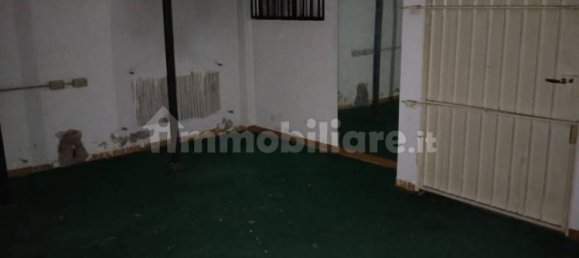 2-Zimmer Gewerbliche Immobilie in Somma Lombardo, Italy, Nr. 378646 6