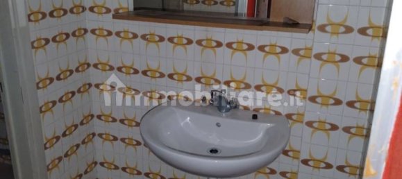 2-Zimmer Gewerbliche Immobilie in Somma Lombardo, Italy, Nr. 378646 5