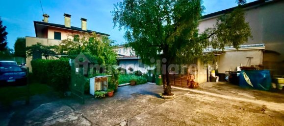 3 bedrooms Villa in Rubano, Italy No. 375970 6