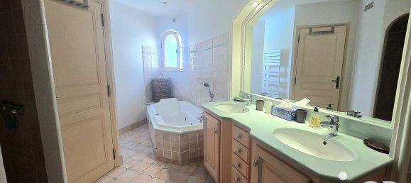 Villa T5 em Saint-Paul-en-Foret, France N.º 298796 9