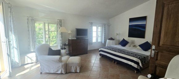 Villa T5 em Saint-Paul-en-Foret, France N.º 298796 7