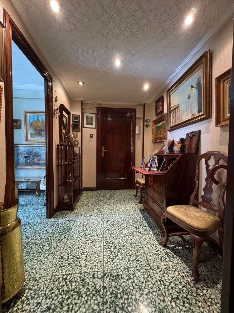 3 Schlafzimmer Wohnung in Zaragoza, Spain, Nr. 154997