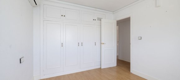 4 bedrooms Apartment in Malaga, Spain No. 188894 46