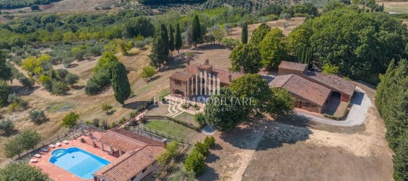 18 bedrooms House in Montepulciano, Italy No. 335912 6