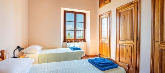 18 bedrooms House in Montepulciano, Italy No. 335912 35