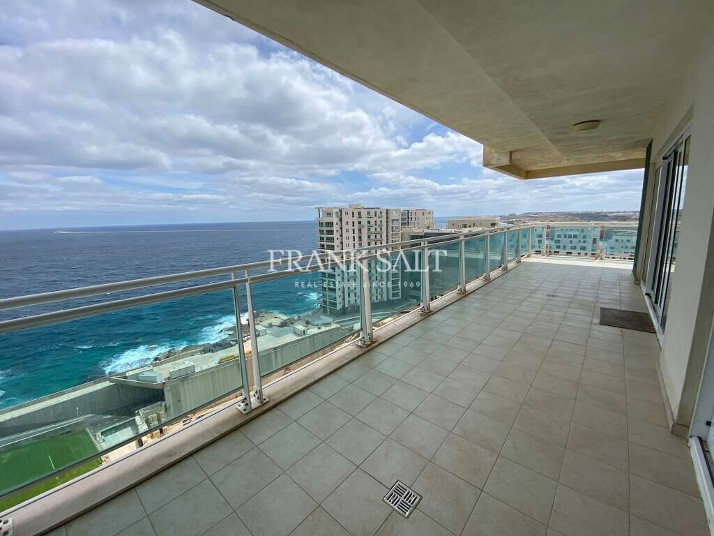 Apartamento de 3 dormitorios en Sliema, Malta No. 10172