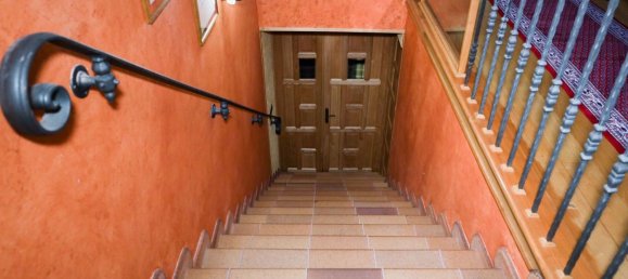 Casa de 6 dormitorios en Torre del Bierzo, Spain No. 95080 42