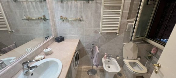 3 rooms Apartment in Rome, Italy No. 33588 14