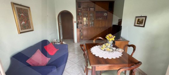 3 rooms Apartment in Rome, Italy No. 33588 3